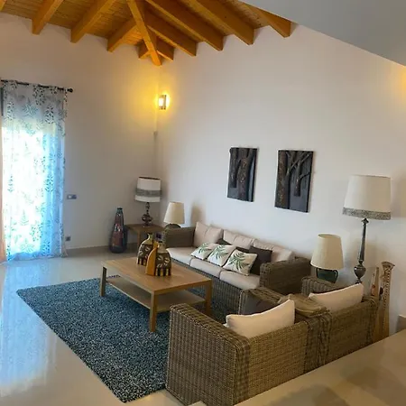 Private Villa Near Of The Beach *