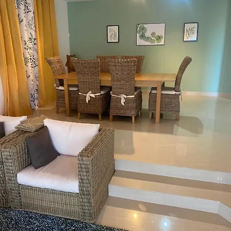 Private Villa Near Of The Beach * Girona